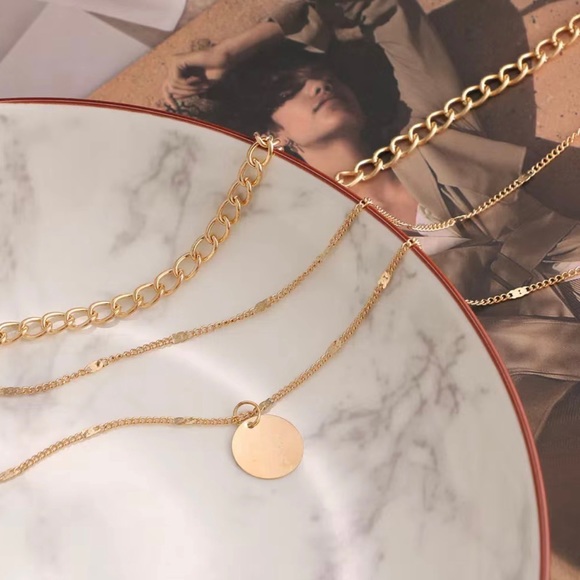 Women's Jewelry Layered Accessories Round Pendant - Picture 11 of 14